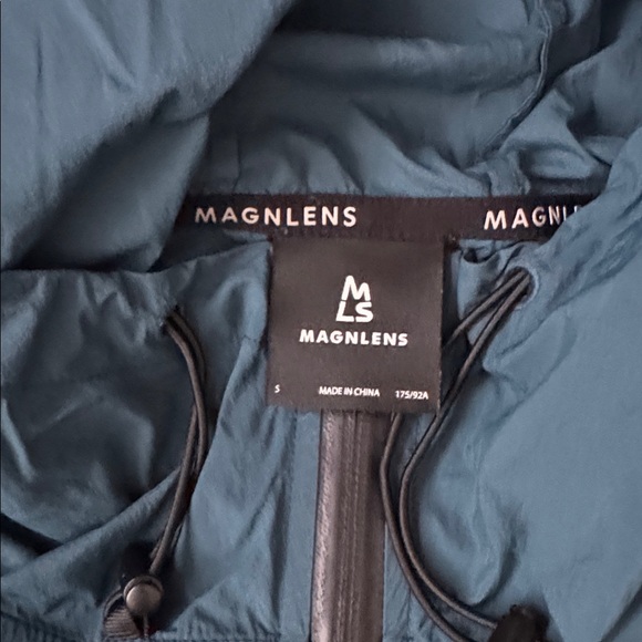 MAGNLENS Bristol Hooded Windbreaker size S - Picture 4 of 6